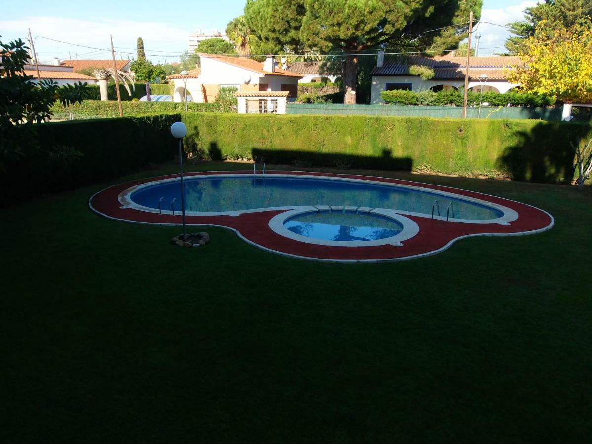 Cozzy Flat In A Quiet And Nice Area / Acogedor Apartamento En Zona Tranquila Y Agradable Cambrils Esterno foto